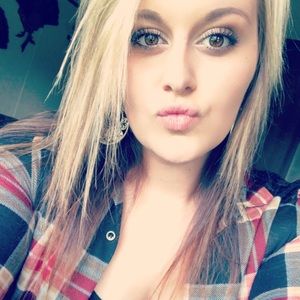 Meet your Posher, Lacey